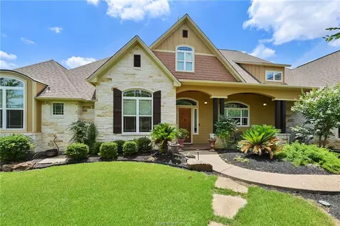18064 Martingale Ct, College Station, TX 77845