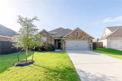5007 Maroon Creek Dr, Bryan, TX 77802