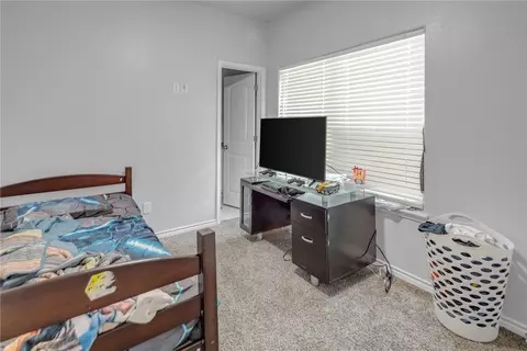1015 Henderson St, Bryan, TX 77803 photo 12