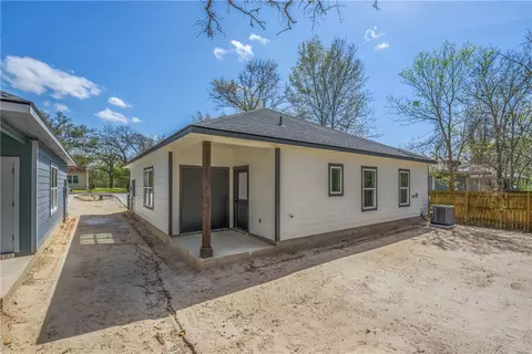 Exterior - 2004 Stevens, Bryan, TX 77803 photo 3 of 4