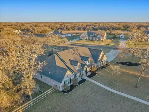 6161 Rain Meadow Dr, College Station, TX 77845