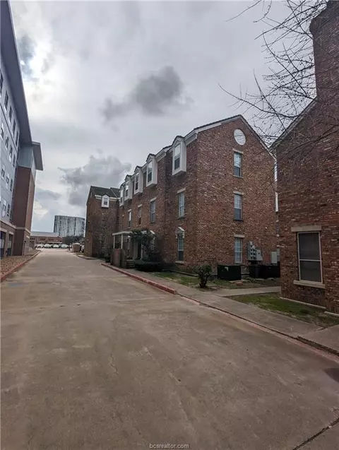 400 Nagle Street 505, College Station, TX 77840