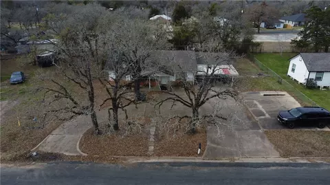 1608 Bamboo St, Bryan, TX 77803