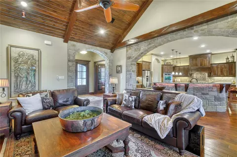 7488 Hidden Pond, Bryan, TX 77808 photo 10