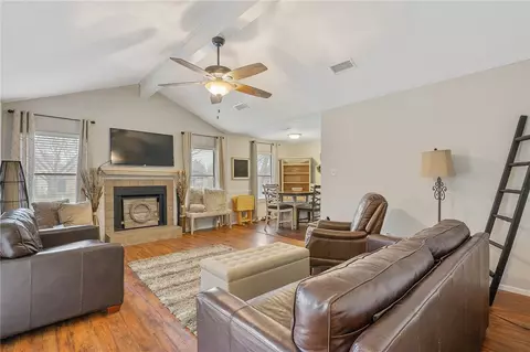 4744 Brompton Ln, Bryan, TX 77802 photo 3
