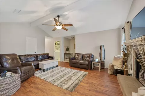 4744 Brompton Ln, Bryan, TX 77802 photo 4
