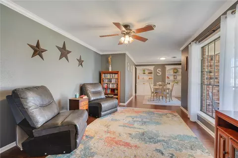 2300 Devonshire St, Bryan, TX 77802 photo 2