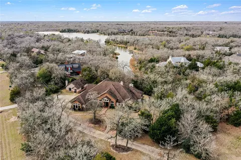 18188 Osage Trail Dr, College Station, TX 77845