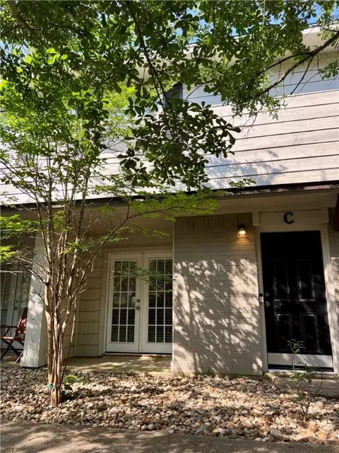 1405 Airline Drive C, College Station, TX 77845