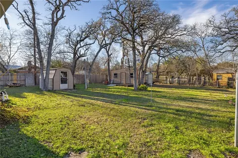 902 Mitchell St, Bryan, TX 77802 photo 42
