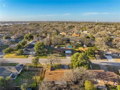 902 Mitchell St, Bryan, TX 77802 photo 35