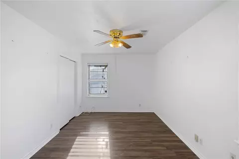 902 Mitchell St, Bryan, TX 77802 photo 31