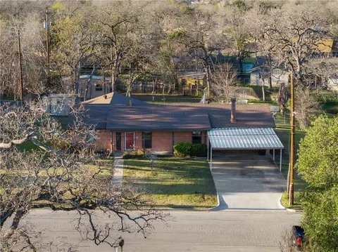 902 Mitchell St, Bryan, TX 77802 photo 6