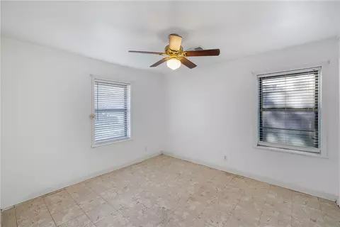 902 Mitchell St, Bryan, TX 77802 photo 28
