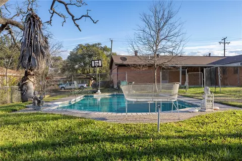 902 Mitchell St, Bryan, TX 77802 photo 16