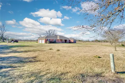 6557 W Highway 21 Hwy W, Madisonville, TX 77864