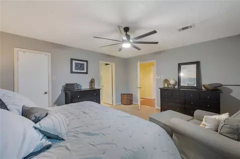 2702 Camelot Dr, Bryan, TX 77802 photo 16