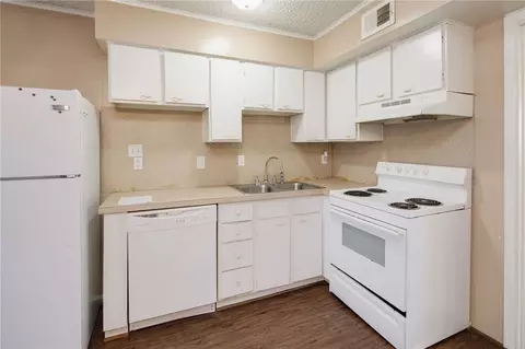 807 E 31st St, Bryan, TX 77803 photo 8