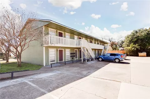 807 E 31st St, Bryan, TX 77803