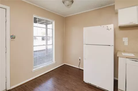 807 E 31st St, Bryan, TX 77803 photo 9