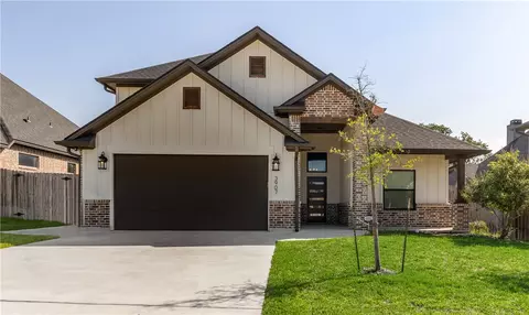3907 Eskew Dr, College Station, TX 77845