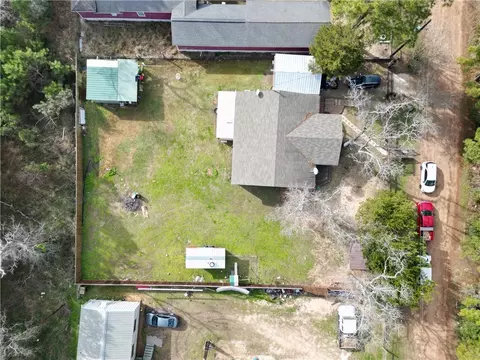 7912 Acacia Ln, Plantersville, TX 77363