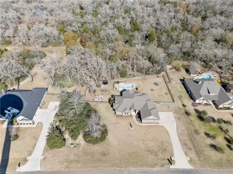 10489 Hampton Ct, Iola, TX 77861 photo 46