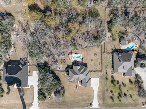 10489 Hampton Ct, Iola, TX 77861 photo 49