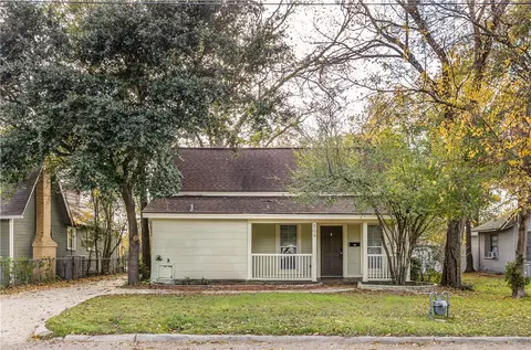 509 E 31 St, Bryan, TX 77803