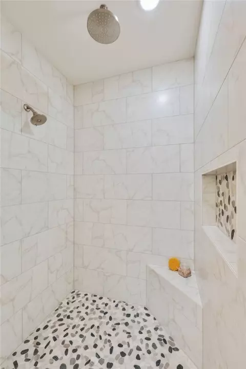 Bath - 2806 Spector Dr, Bryan, TX 77808 photo 3 of 5