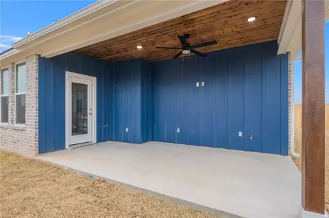 Exterior - 2806 Spector Dr, Bryan, TX 77808 photo 2 of 2