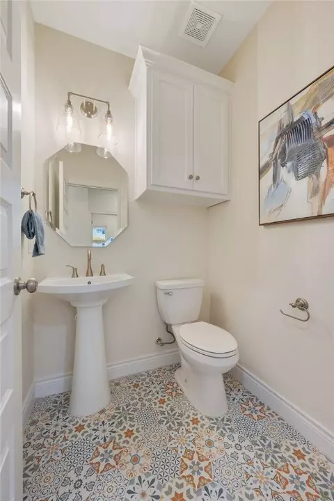 Bath - 2806 Spector Dr, Bryan, TX 77808 photo 4 of 5