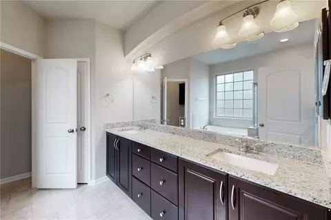 Bath - 2001 Polmont Dr, Bryan, TX 77807 photo 1 of 4