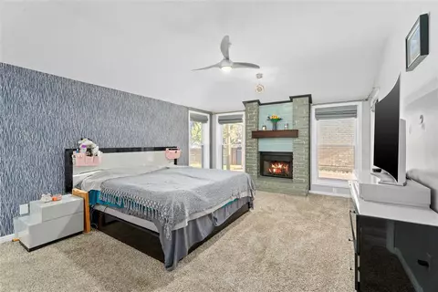 Bedroom - 2910 Broadmoor Dr, Bryan, TX 77802 photo 1 of 8