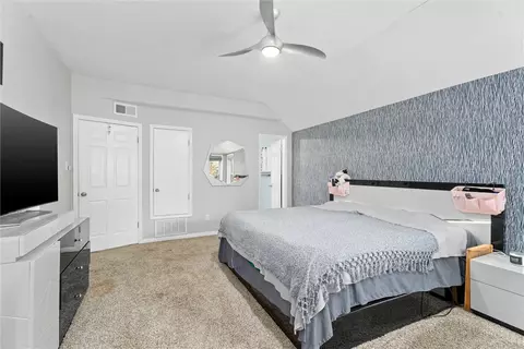 Bedroom - 2910 Broadmoor Dr, Bryan, TX 77802 photo 3 of 8