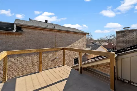 Exterior - 2910 Broadmoor Dr, Bryan, TX 77802 photo 4 of 10