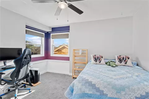 Bedroom - 2910 Broadmoor Dr, Bryan, TX 77802 photo 6 of 8