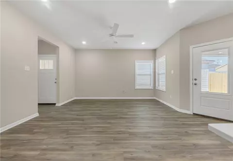 1237 Storm Row, Bryan, TX 77808 photo 10