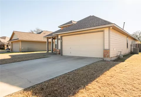 Exterior - 1703 Summerwood Loop, Bryan, TX 77807 photo 5 of 6
