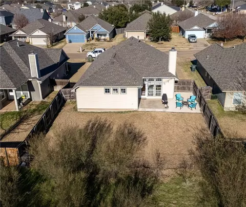 View/Area - 1703 Summerwood Loop, Bryan, TX 77807 photo 2 of 4