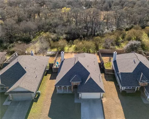 View/Area - 1703 Summerwood Loop, Bryan, TX 77807 photo 4 of 4