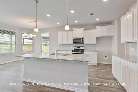 6205 Raleigh Dr, College Station, TX 77845