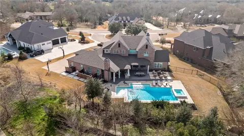 3324 Emory Oak Dr, Bryan, TX 77807