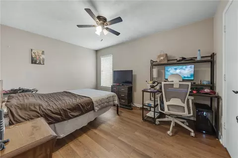 2602 Symphony Park Dr, Bryan, TX 77802 photo 9