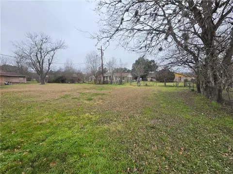 Exterior - 1904 Carroll Cir, Bryan, TX 77803 photo 2 of 2