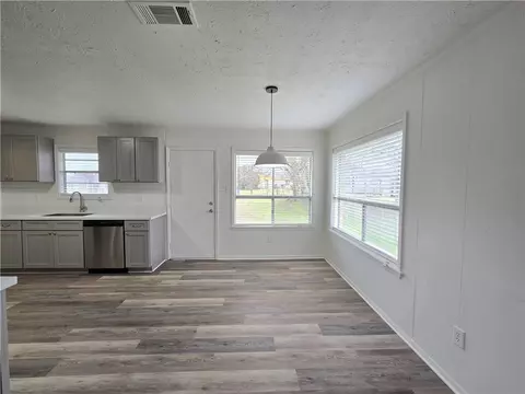 Dining - 1904 Carroll Cir, Bryan, TX 77803 photo 1 of 1