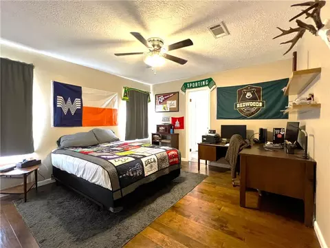 2112 Pantera Dr, Bryan, TX 77807 photo 11
