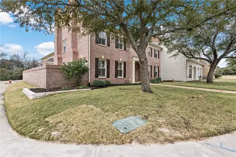 1314 Brook Hollow Dr, Bryan, TX 77802 photo 2