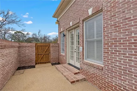 1314 Brook Hollow Dr, Bryan, TX 77802 photo 39