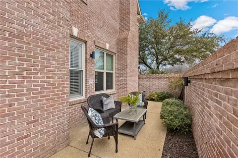 1314 Brook Hollow Dr, Bryan, TX 77802 photo 41